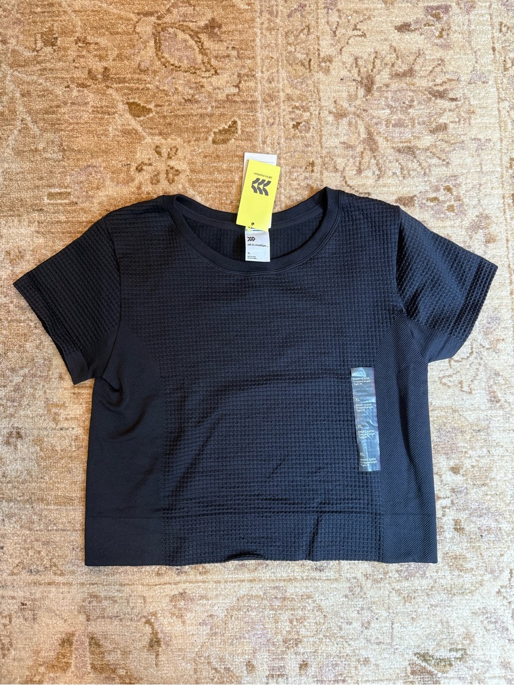 all in motion Black Short Sleeve Textured Crop Top